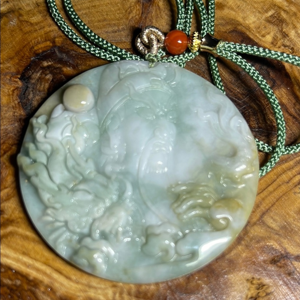 The great General Burma Jade Pendant - excellent detail